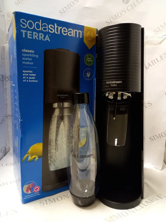 BOXED SODA STREAM TERRA CLASSIC SPARKLING WATER MAKER