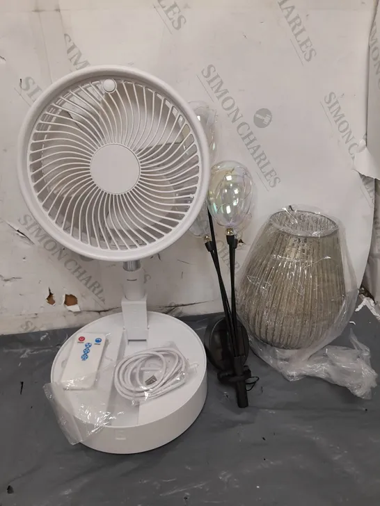 APPROXIMATELY 10 ASSORTED ITEMS TO INCLUDE MERCURY GLASS LAMP, SOLAR LIGHTS, PORTABLE FAN, ETC