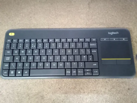 LOGITECH K400 PLUS TV KEYBOARD