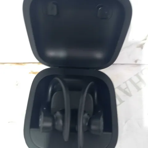 POWERBEATS PRO WIRELESS BLUETOOTH EARPHONES WITH CHARGING CASE