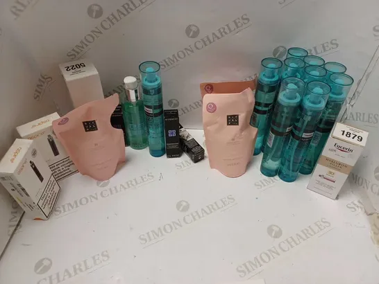 LOT OF APPROXIMATELY 21 HEALTH & BEAUTY ITEMS TO INCLUDE 10 AQUOLINA ICING SUGAR SCENTED BODY WATER SPRAY 150ML, EUCERIN HYALURON FILLER, 2 ASPIRE POCKEX KIT VAPE, ETC