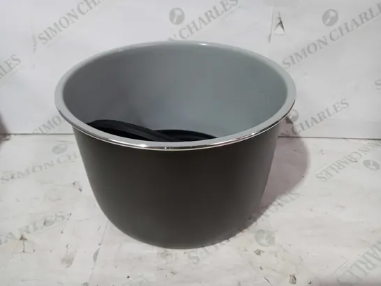 DESIGNER INNER POT FOR PRESSURE COOKERS