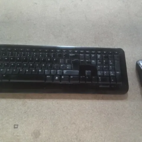 BOXED MICROSOFT WIRELESS 850 DESKTOP KEYBOARD 