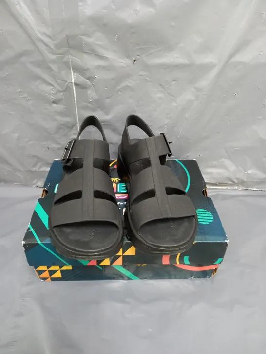 SKECHERS FOAMIES SANDALS BLACK SIZE 3