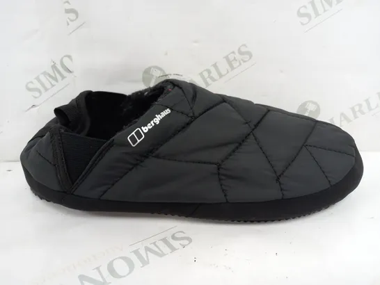 BERGHAUS BOTHY SLIPPER 2.0 IN BLACK/GREY - UK 9-10