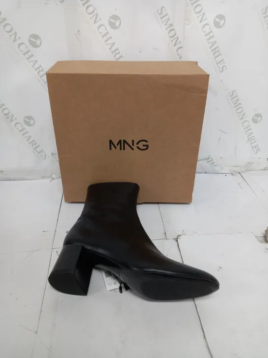 BOXED PAIR OF MNG HEELED ANKLE BOOTS IN BLACK SIZE UK 5