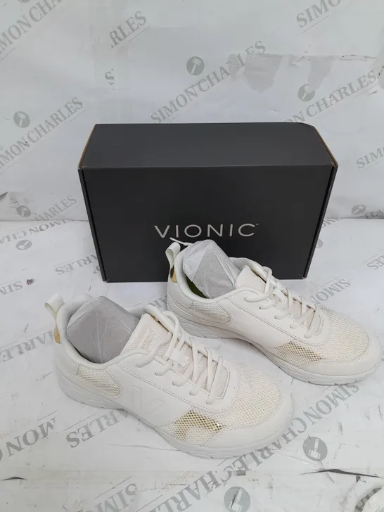 BOXED PAIR OF VIONIC CREAM MESH TRAINERS SIZE 6