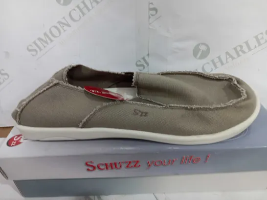 BOXED PAIR OF SCHUZZ SLIP ON SHOES IN STONE COLOUR - EU 40