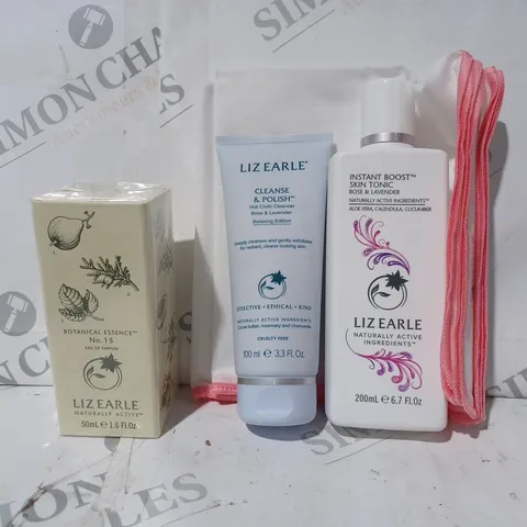 BOXED LIZ EARLE BOTANICAL ESSENCE WITH RELAXING SKINCARE ESSENTIALS