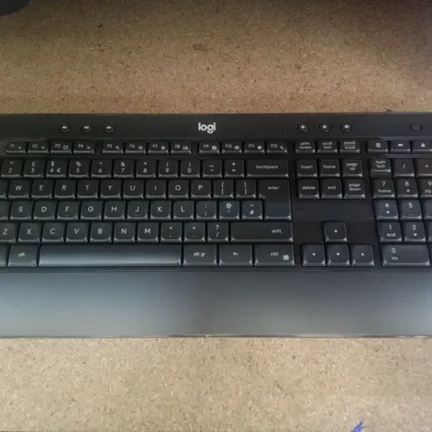 LOGITECH MK540 WIRELESS KEYBOARD