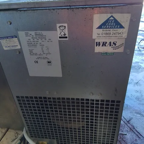 CORNELIUS COMMERCIAL ICE MAKER Model WCF712-A