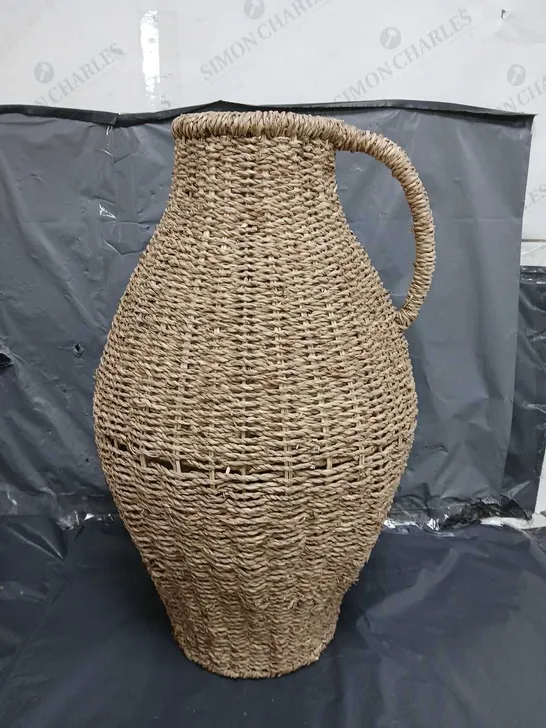 WOVEN VASE WITH HANDLE 52CM