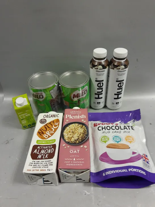 APPROXIMATELY 10 ASSORTED FOOD/DRINK PRODUCTS TO INCLUDE HUEL DRINKS, NUTTY BRUCE ALMOND MILK, GROOVY KETO MUG CAKE MIX ETC 