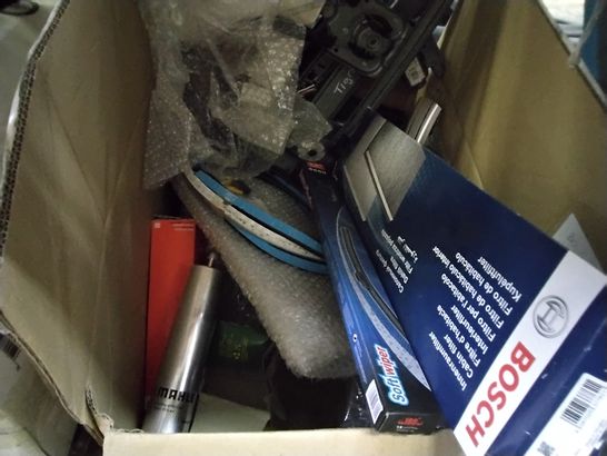 BOX OF ASSORTED PARTS AND TOOLS INCLUDING WINDSCREEN SOFT WIPER, BICYCLE MUDGUARD BLADE, KRAFTETOFFFILTER FUEL FILTER