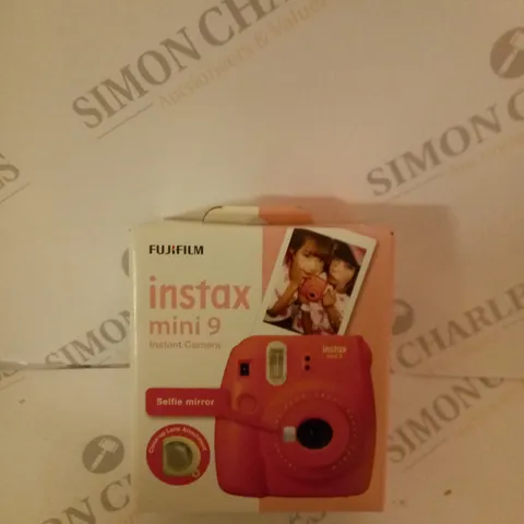 BRAND NEW BOXED FUJIFILM INSTAX MINI 9 INSTANT CAMERA 