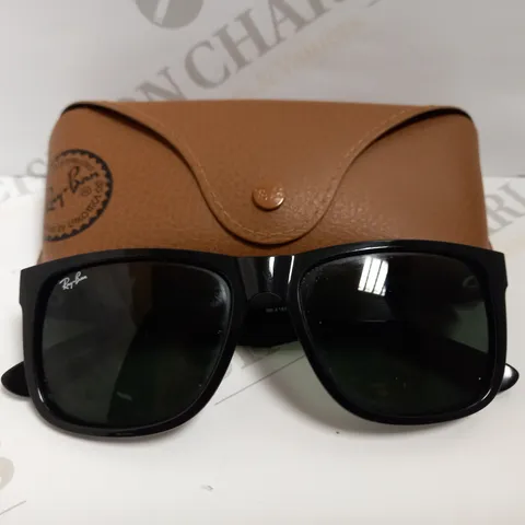 RAYBAN BLACK SUNGLASSES WITH CASE