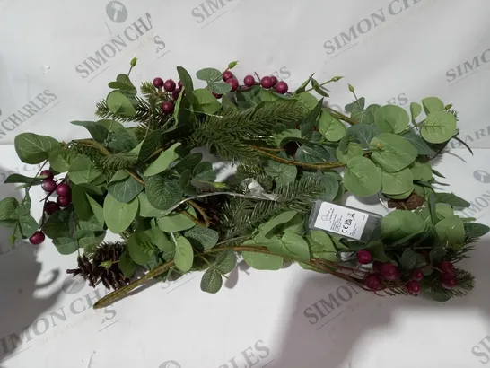 SARA DAVIES EUCALYPTUS AND BERRY PRE LIT GARLAND 