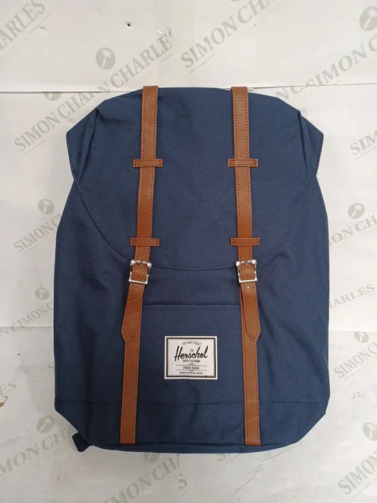 THE HESCHEL SUPPLY CO RETREAT NAVY BACKPACK