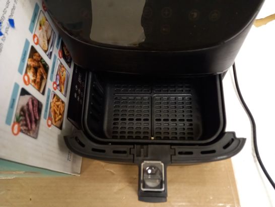 COSORI ELECTRIC HOT AIR FRYER 