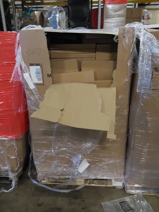 PALLET FILLED WITH A VERY LARGE QUANTITY OF PIZZA PEELS 