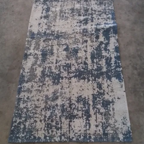 VIVA RUGS NATURAL WOVEN GREY/NAVY RUG // SIZE: 115 X 180CM