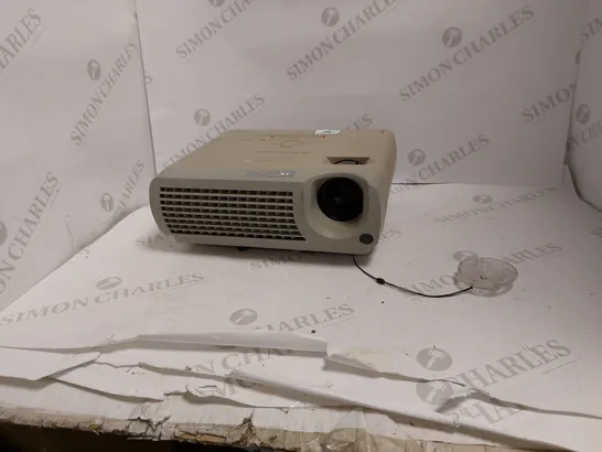 MITSUBISHI DLP PROJECTOR 