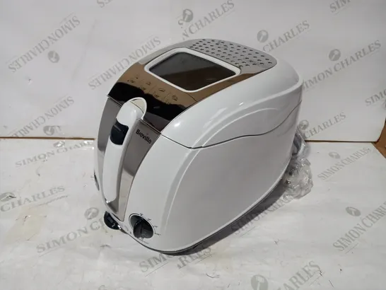 BREVILLE EASY CLEAN DIGITAL FRYER 