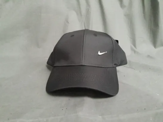 NIKE BLACK CAP 