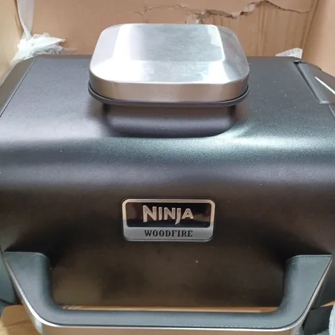 BOXED NINJA WOODFIRE ELECTRIC BBQ GRILL & SMOKER OG701UKQ