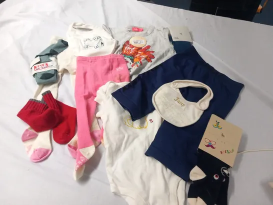 APPROXIMATELY 10 ITEMS OF ASSORTED CHILDREN'S CLOTHING TO INCLUDE; STELLA MCCARTNEY AND JUICY COUTURE