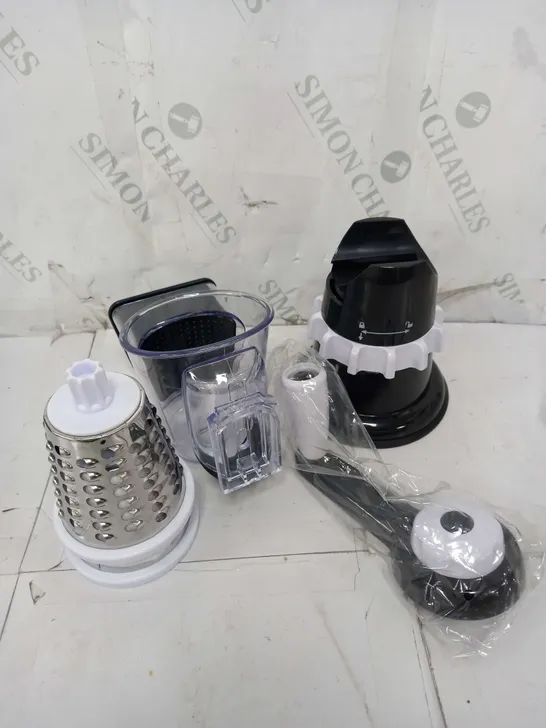 COOKS ESSENTIALS GRATER AND SLICER