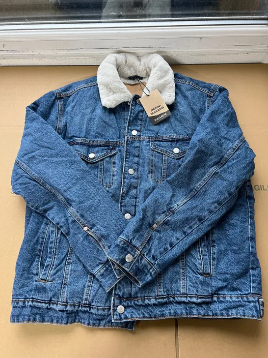 PULL&BEAR FLEECE LINED BLUE DENIM JACKET IN SIZE XL 