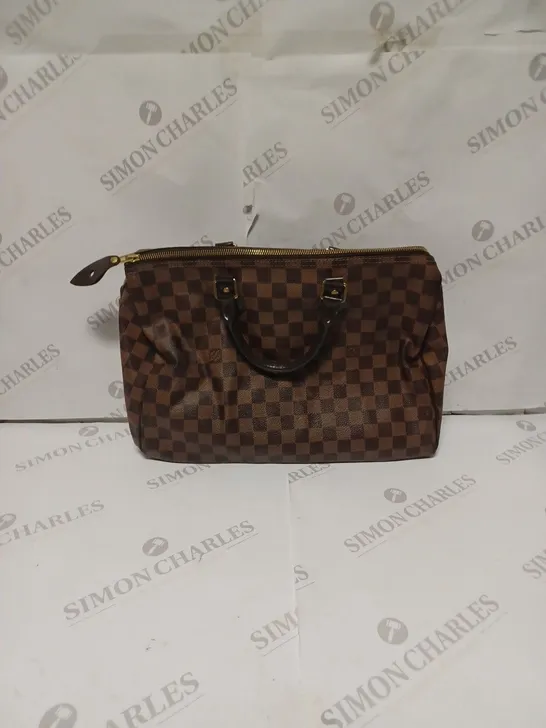 DESIGNER LADIES CHECK PATTERNED BAG 