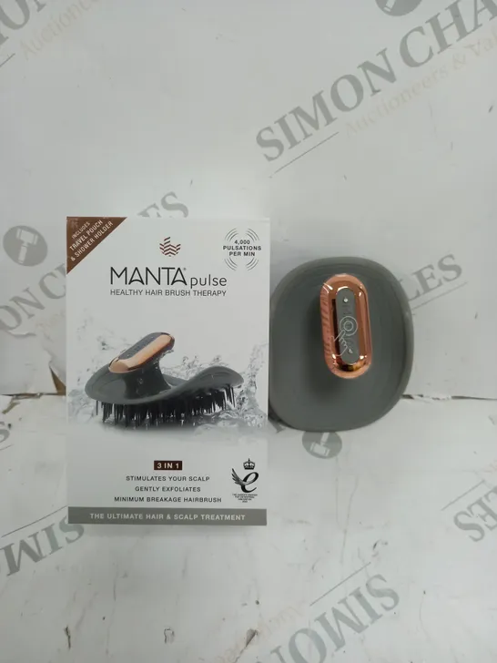 BOXED MANTA PULSE FLEXIBLE HAIRBRUSH