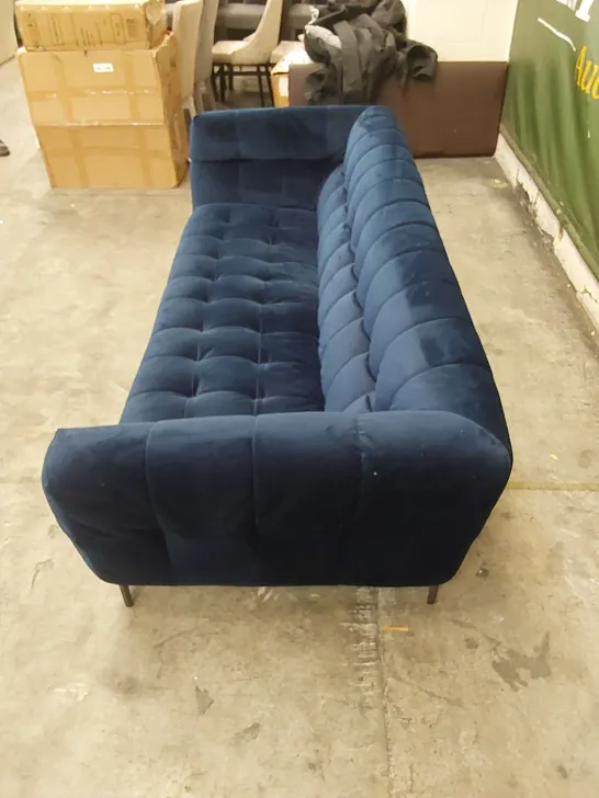 DESIGNER VIOLINO VELVET UPHOLSTERED 4 SEATER SOFA IN NAVY BLUE