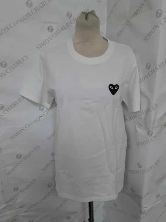 COMME DE GARCONS TSHIRT IN WHITE SIZE M