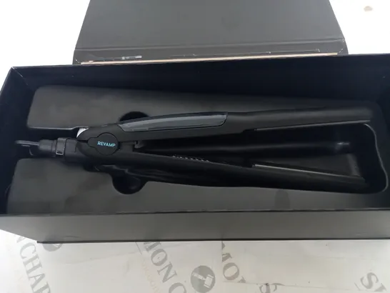 BOXED REVAMP PROGLOSS STEAMCARE CERAMIC STRAIGHTENER ST-1600-GB