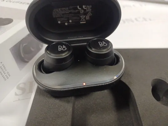 BOXED BANG & OLUFSEN E8 3RD GENERATION TWS EARBUDS