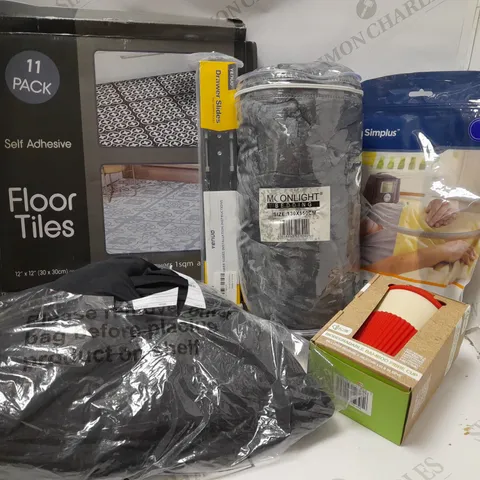 LOT OF APPROX 6 ASSORTED HOUSEHOLD ITEMS TO INCLUDE MOONLIGHT BEDDING GREY THROW, F&P SIMPLUS FULL FACE MASK, SELF ADHESIVE FLOOR TILES, ETC