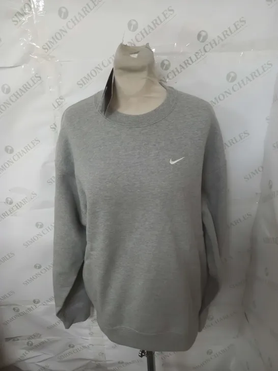 NIKE LOGO GREY JUMPER SIZE XS