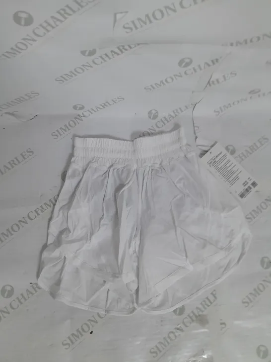 LULULEMON TRACK THAT MR LINED SHORT 5" IN WHITE SIZE 6  RRP £48