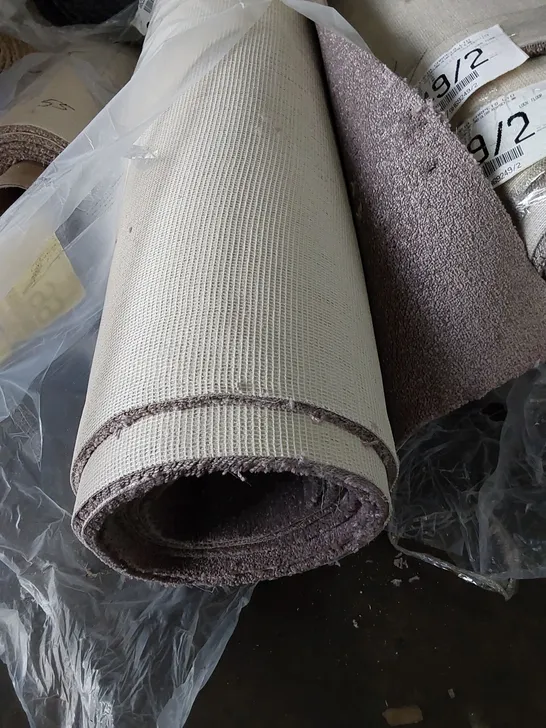 ROLL OF QUALITY EC FREEDOM XTRA MINK CARPET // SIZE: APPROXIMATELY 3.1 X 5m