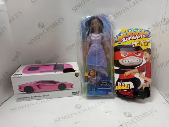 LOT OF 3 ASSORTED ITEMS TO INCLUDE LAMBORGHINI AVENTADOR COUPE TOY, DISNEY ENCANTO ISABELA MADRIGAL DOLL, WUBBLE RUMBLERS NINJA