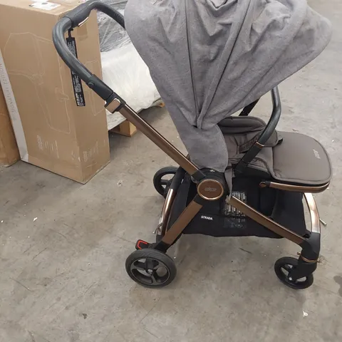 MAMAS & PAPAS GREY LUXE STROLLER