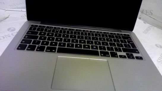 MACBOOK PRO CORE I5 256GB (SILVER)