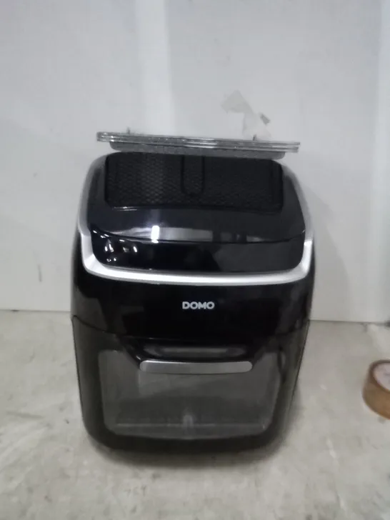 (NOT ORIGINAL BOX) USED DOMO DELI FRYER MULTIFUNCTIONAL OVEN