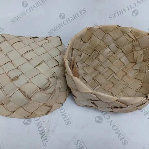 CHAIRWORKS ALIBABA PALM BREAD BASKET PAIR SMALL APPROX 30 X 13CM