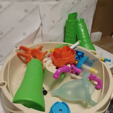 BOXED LITTLE TIKES FOUNTAIN FACTORY WATER TABLE