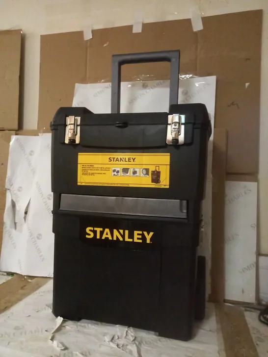 STANLEY MOBILE WORK CANTER  