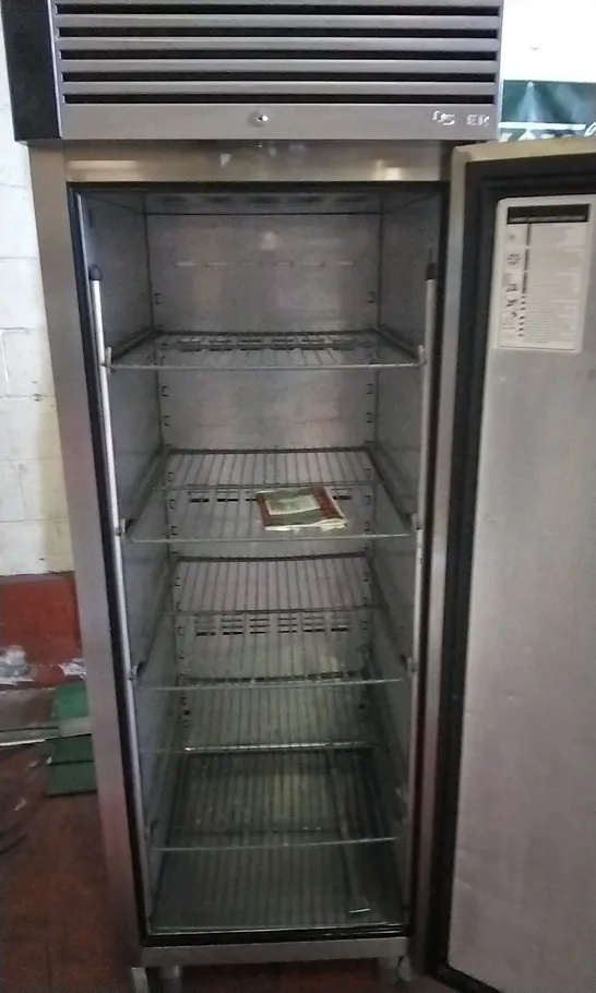 FOSTER COMMERCIAL SINGLE DOOR FRIDGE/CHILLER EP700M